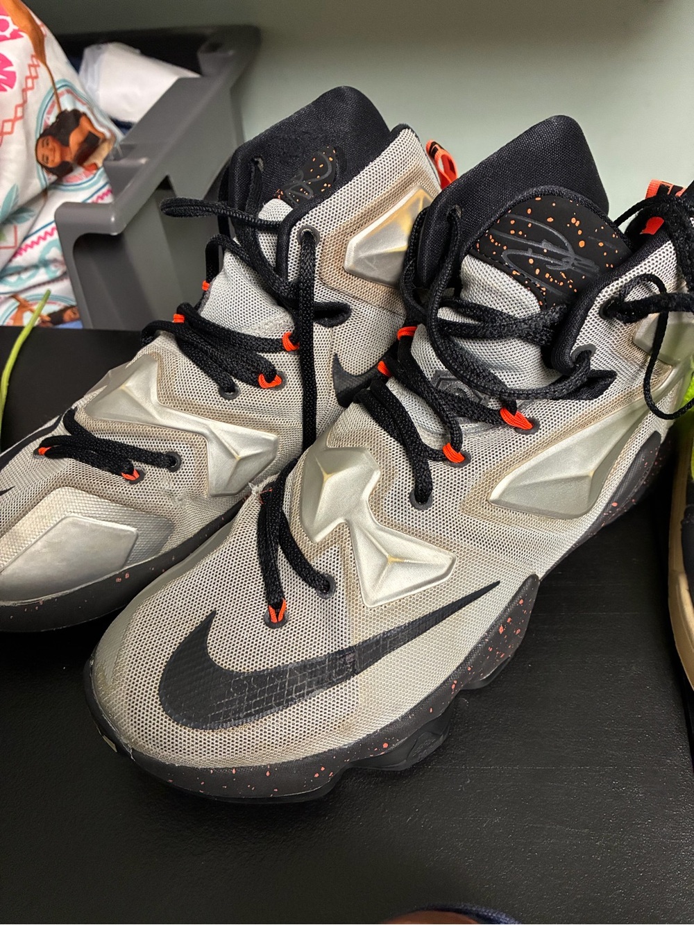 Nike LeBron 13 Rubber City Low basketball- size 7.5